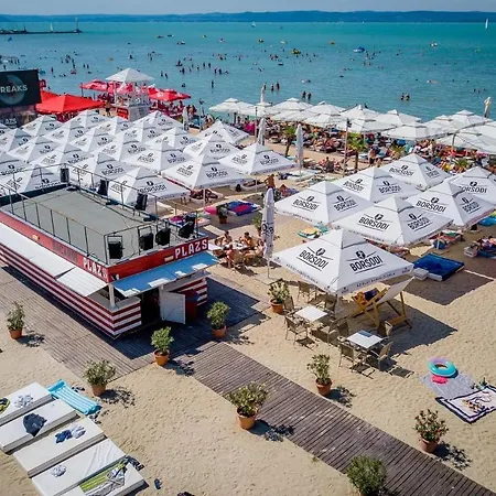 Dorina Wellness Apartman Siófok Esterno foto