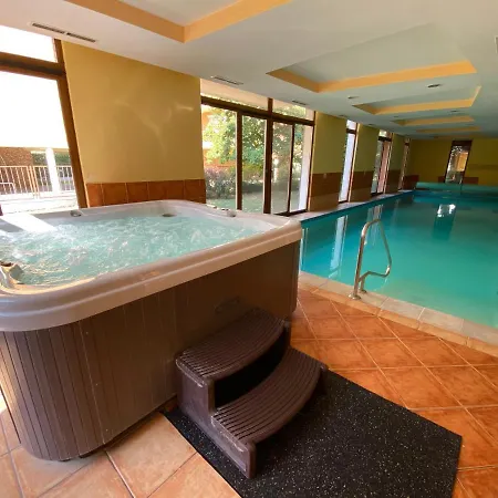 Dorina Wellness Apartman Siófok Esterno foto